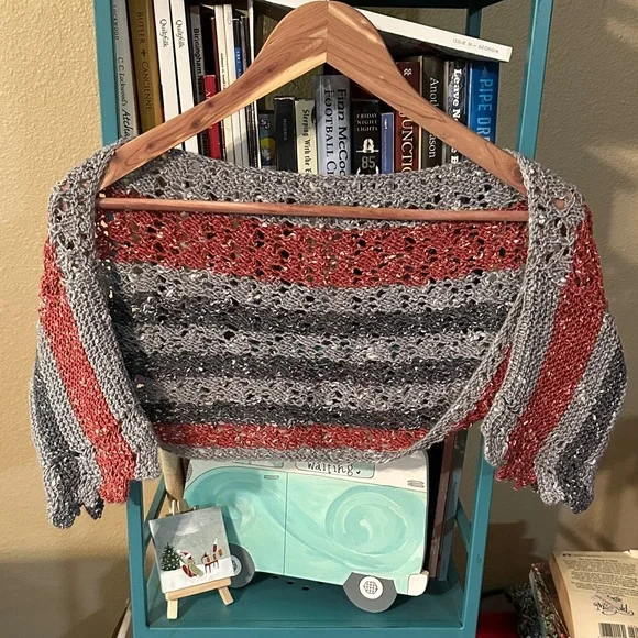 Stylish Red and Gray Alpaca Wool Blend Knit  Women's Shrug - Picture 10 of 10